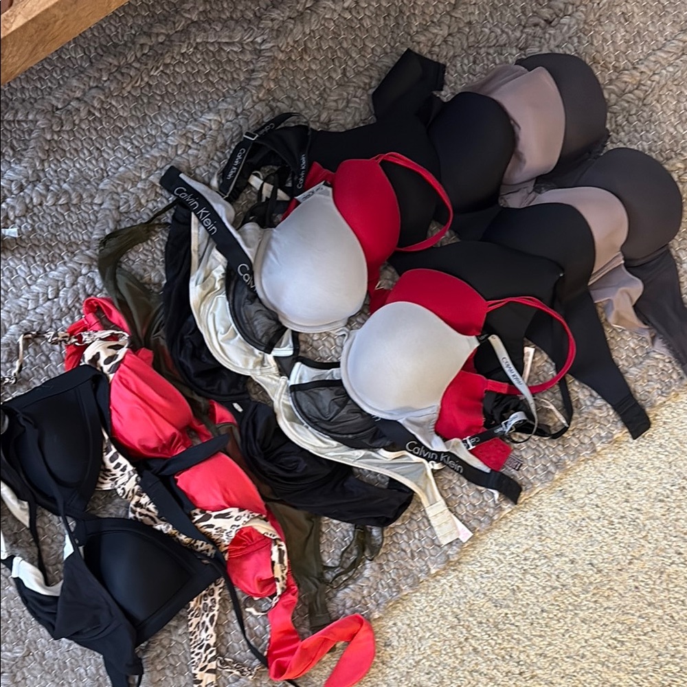 34D’s dream clean out! 18 for $20!